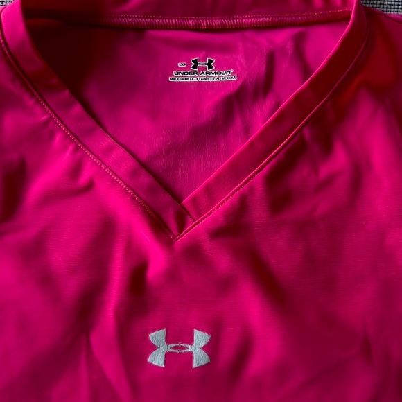 Pink tee - Picture 2 of 2